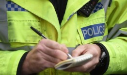 英国一名儿童被驶进橄榄球场的汽车撞倒后死亡