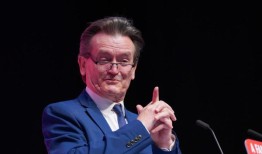 Feargal Sharkey对更严格的水务公司监管表示怀疑：“没有老板会进监狱”