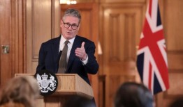 英国首相前往苏格兰、北爱尔兰和威尔士，与英国的四个国家“重新建立关系”