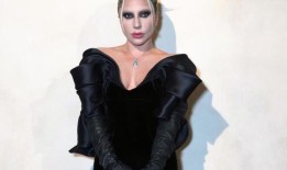Lady Gaga在“新地方”