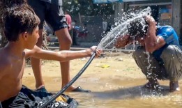 皮肤感染和肝炎随着加沙人饮用和沐浴受污染的水而蔓延