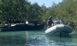 边境保护当局在西澳北部海岸拦截了四艘非法渔船