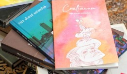 Raja Ahmad Aminullah说，为了一个更美好的世界，尝试诗歌吧