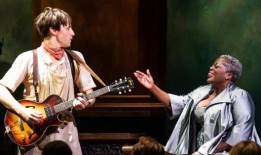 11月19日，里夫·卡尼在百老汇哈德斯敦的最后一场演出