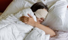 睡前吃这种零食会改善睡眠