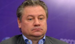 2024年欧洲杯决赛后，曼联传奇人物在莫斯科酒吧大打出手