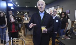 拜登在宾夕法尼亚州的商店停留，谈论他在小企业创造方面的记录