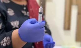 “没人会相信你”：为什么巴基斯坦女医生感到不安全