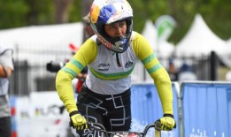 澳大利亚人坂原、肯尼迪夺得小轮车世界杯冠军