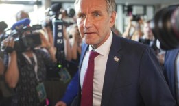 德国极右翼政党首次赢得州选举