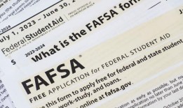 FAFSA暂停了吗？我们所知道的联邦贷款冻结