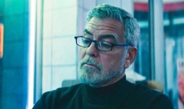 布拉德·皮特和乔治·克鲁尼的新犯罪电影在苹果电视和烂番茄上引起了评论家和观众的分歧