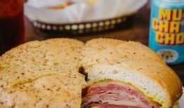 读者评选出阿拉巴马州12家最佳三明治店