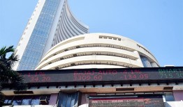 投资者在市场波动中等待财政部长西塔拉曼的第七次联邦预算