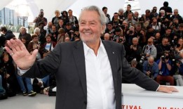 法国电影巨头阿兰·德隆去世，享年88岁