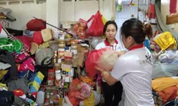 帮助整理房屋的志愿者组织表示，COVID-19大流行加剧了囤积情况