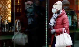 疾病预防控制中心估计到2022年底有多少美国人没有感染COVID