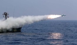 伊朗海军公布新型舰艇，导弹射程达600公里