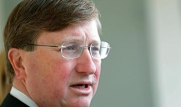 州长警告反以色列抗议者：“法律和秩序将得到维护”