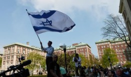 库珀签署了一项针对反犹太主义的新法律，呼吁“更加欢迎”北卡罗来纳州