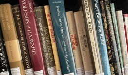 前普里查德警官被控在下班时谋杀邻居一案宣布审判无效