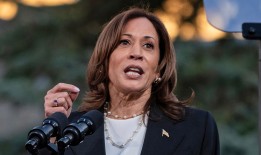 奥巴马医改之战回到了竞选之旅：来自政治台