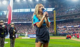 Ingrid Andress说她在本垒打德比表演时喝醉了，她将去康复中心