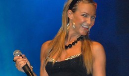 她的《远航》一度大获成功今天，很少有人记得她凯特·瑞恩怎么了？