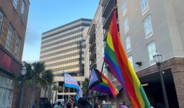 莫比尔，费尔霍普官员继续听到LGBTQ骄傲活动的利弊：“处理怪胎”