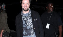 巴姆·马格拉酒后驾车被捕，又进了监狱