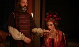 从7月25日开始，每天都有豪华巴士从开罗和亚历山大前往新阿拉曼节