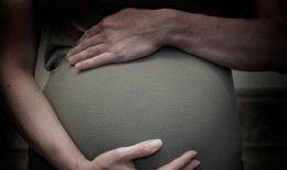 研究表明，产后恢复时间越长，PT得分越高