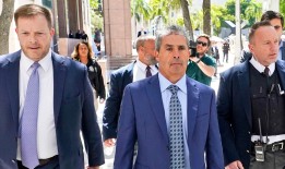 特朗普共同被告寻找律师的努力被佛罗里达州律师视为“拖延策略”
