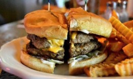 10个完美的阿拉巴马汉堡，每个人都应该尝试一下