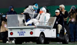 海豚队后卫菲利普斯赛季结束后跟腱撕裂