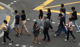 专家们说，向非自愿失业者发放6,000新元补贴是为了避免“依赖救济”